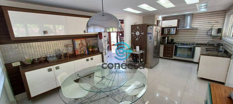 Imagem Casa com 3 Quartos à Venda, 350 m² em Itaipu - Niterói Imagem Casa com 3 Quartos à Venda, 350 m² em Itaipu - Niterói