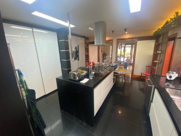 Imagem Casa com 3 Quartos à Venda, 360 m² em Alphaville - Santana De Parnaíba Imagem Casa com 3 Quartos à Venda, 360 m² em Alphaville - Santana De Parnaíba