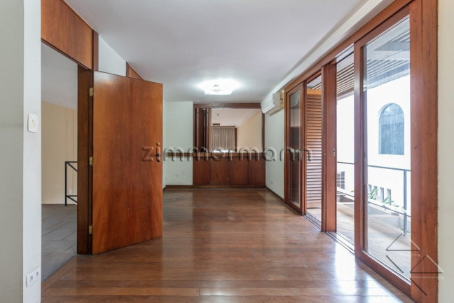 Imagem Casa com 3 Quartos à Venda, 500 m² em Pinheiros - São Paulo Imagem Casa com 3 Quartos à Venda, 500 m² em Pinheiros - São Paulo