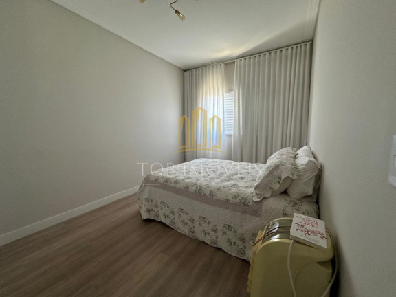 Imagem Casa com 3 Quartos à Venda, 300 m² em Bairro Do Grama - Caçapava Imagem Casa com 3 Quartos à Venda, 300 m² em Bairro Do Grama - Caçapava