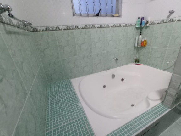 Imagem Casa com 3 Quartos à Venda, 220 m² em Vila Amália - São Paulo