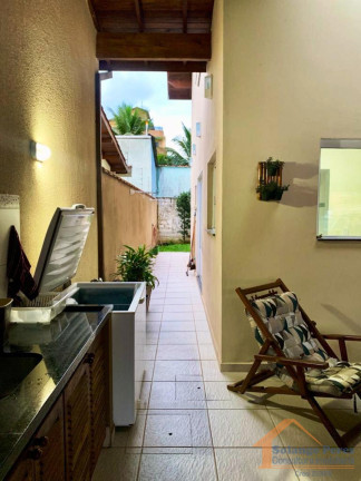 Imagem Casa com 4 Quartos à Venda, 205 m² em Toninhas - Ubatuba Imagem Casa com 4 Quartos à Venda, 205 m² em Toninhas - Ubatuba