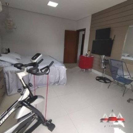 Imagem Casa de Condomínio com 4 Quartos à Venda, 420 m² em Jardim Itália - Cuiabá Imagem Casa de Condomínio com 4 Quartos à Venda, 420 m² em Jardim Itália - Cuiabá