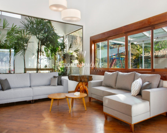 Imagem Casa com 4 Quartos à Venda, 910 m² em Região Do Parque Da água Santa - Campos Do Jordão