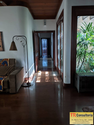 Imagem Casa com 3 Quartos à Venda, 1.700 m² em Turf Club - Campos Dos Goytacazes Imagem Casa com 3 Quartos à Venda, 1.700 m² em Turf Club - Campos Dos Goytacazes