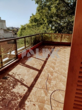 Imagem Imóvel com 3 Quartos à Venda, 214 m² em Jardim Lindóia - Porto Alegre Imagem Imóvel com 3 Quartos à Venda, 214 m² em Jardim Lindóia - Porto Alegre