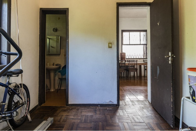Imagem Casa com 3 Quartos à Venda, 528 m² em Partenon - Porto Alegre Imagem Casa com 3 Quartos à Venda, 528 m² em Partenon - Porto Alegre