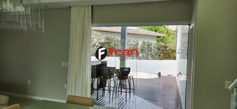 Imagem Casa com 4 Quartos à Venda, 400 m² em Córrego Grande - Florianópolis