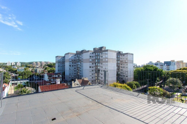 Imagem Imóvel com 2 Quartos à Venda, 110 m² em Camaquã - Porto Alegre Imagem Imóvel com 2 Quartos à Venda, 110 m² em Camaquã - Porto Alegre
