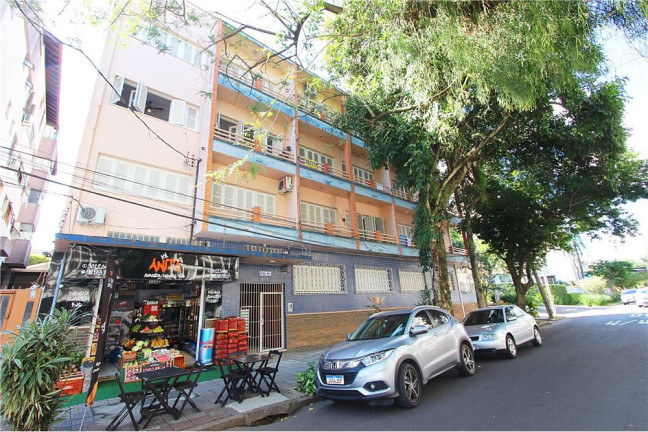 Imagem Imóvel com 2 Quartos à Venda, em Petrópolis - Porto Alegre Imagem Imóvel com 2 Quartos à Venda, em Petrópolis - Porto Alegre