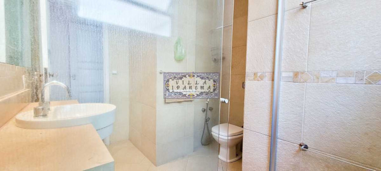 Imagem Apartamento com 3 Quartos à Venda, 120 m² em Copacabana - Rio De Janeiro Imagem Apartamento com 3 Quartos à Venda, 120 m² em Copacabana - Rio De Janeiro
