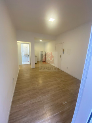 Imagem Apartamento com 1 Quarto à Venda, 44 m² em Menino Deus - Porto Alegre Imagem Apartamento com 1 Quarto à Venda, 44 m² em Menino Deus - Porto Alegre
