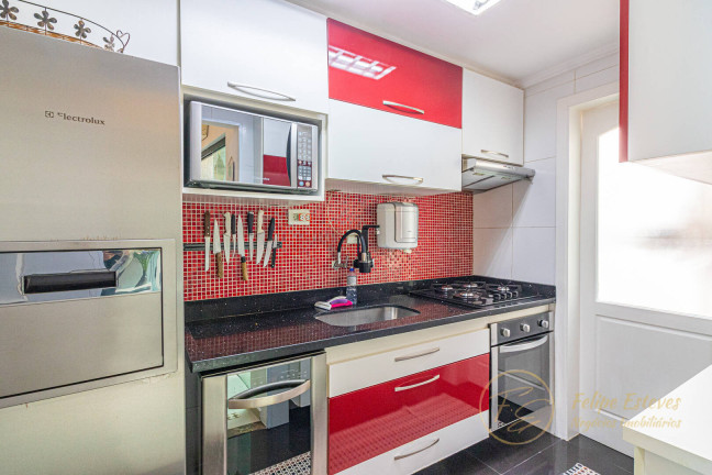 Imagem Casa com 3 Quartos à Venda, 205 m² em São Paulo Imagem Casa com 3 Quartos à Venda, 205 m² em São Paulo