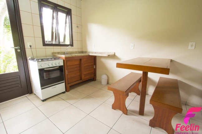 Imagem Chácara com 16 Quartos à Venda, 590 m² em Rio Tavares - Florianópolis Imagem Chácara com 16 Quartos à Venda, 590 m² em Rio Tavares - Florianópolis