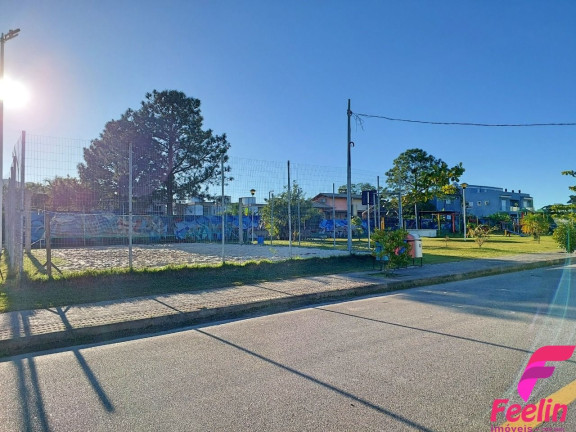 Imagem Casa com 3 Quartos à Venda, 127 m² em Campeche - Florianópolis Imagem Casa com 3 Quartos à Venda, 127 m² em Campeche - Florianópolis