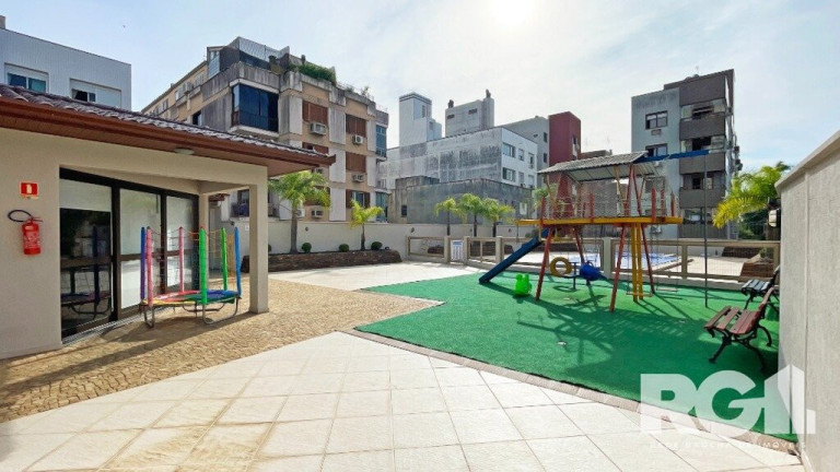 Imagem Imóvel com 2 Quartos à Venda, em Higienópolis - Porto Alegre Imagem Imóvel com 2 Quartos à Venda, em Higienópolis - Porto Alegre