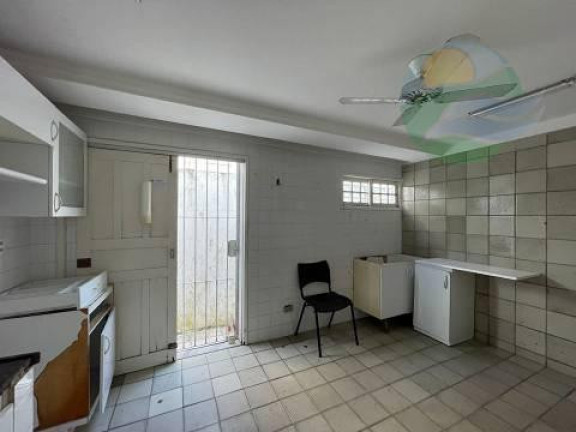 Imagem Casa com 3 Quartos à Venda, 300 m² Imagem Casa com 3 Quartos à Venda, 300 m²
