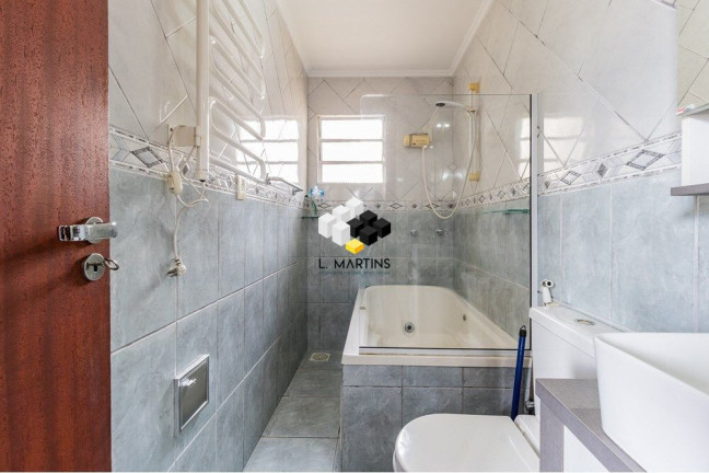 Imagem Casa com 2 Quartos à Venda, 250 m² em Vila Ipiranga - Porto Alegre Imagem Casa com 2 Quartos à Venda, 250 m² em Vila Ipiranga - Porto Alegre