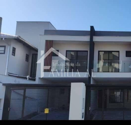 Imagem Casa com 3 Quartos à Venda, 115 m² em Saguaçu - Joinville