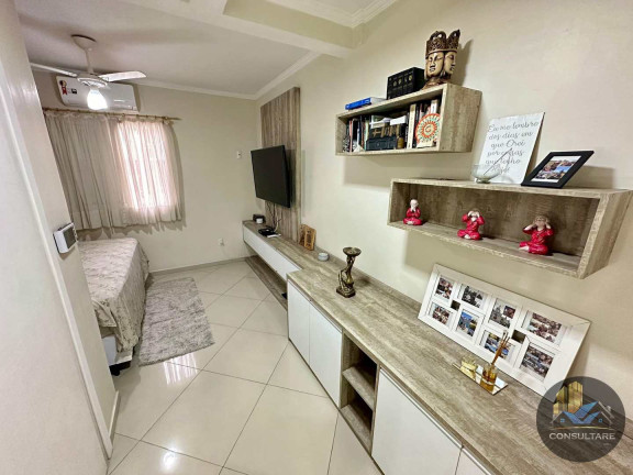 Imagem Casa com 4 Quartos à Venda, 114 m² em Marapé - Santos