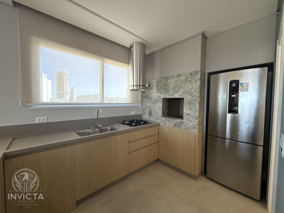 Imagem Apartamento com 3 Quartos à Venda, 118 m² em Centro - Balneário Camboriú Imagem Apartamento com 3 Quartos à Venda, 118 m² em Centro - Balneário Camboriú