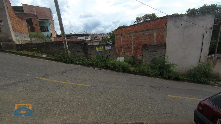 Imagem Terreno à Venda, 240 m² em Tiradentes - Ipatinga Imagem Terreno à Venda, 240 m² em Tiradentes - Ipatinga