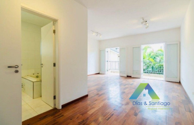 Imagem Casa com 3 Quartos à Venda, 300 m² em Morumbi - São Paulo Imagem Casa com 3 Quartos à Venda, 300 m² em Morumbi - São Paulo
