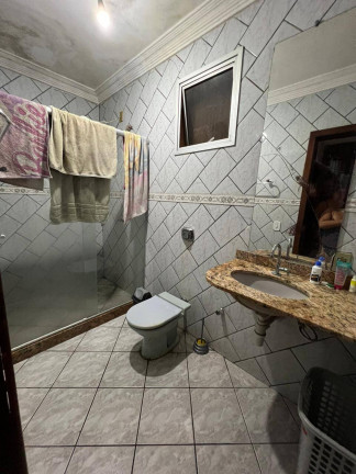 Imagem Casa com 3 Quartos à Venda, 189 m² em Jardim Guaranhuns - Vila Velha