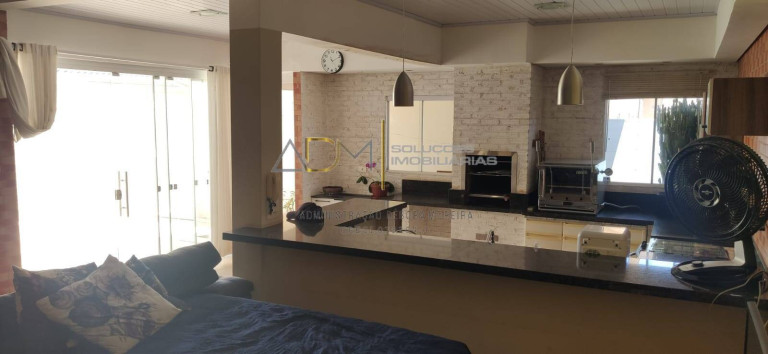 Imagem Casa com 3 Quartos à Venda, 330 m² em Jardim Flamboyant - Botucatu Imagem Casa com 3 Quartos à Venda, 330 m² em Jardim Flamboyant - Botucatu