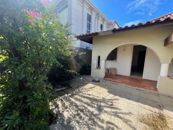 Imagem Casa com 2 Quartos para Alugar, 161 m² em Centro - Macaé Imagem Casa com 2 Quartos para Alugar, 161 m² em Centro - Macaé