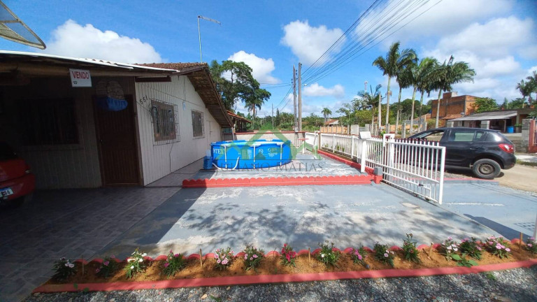 Imagem Casa com 2 Quartos à Venda, 130 m² em Costeira - Balneário Barra Do Sul Imagem Casa com 2 Quartos à Venda, 130 m² em Costeira - Balneário Barra Do Sul