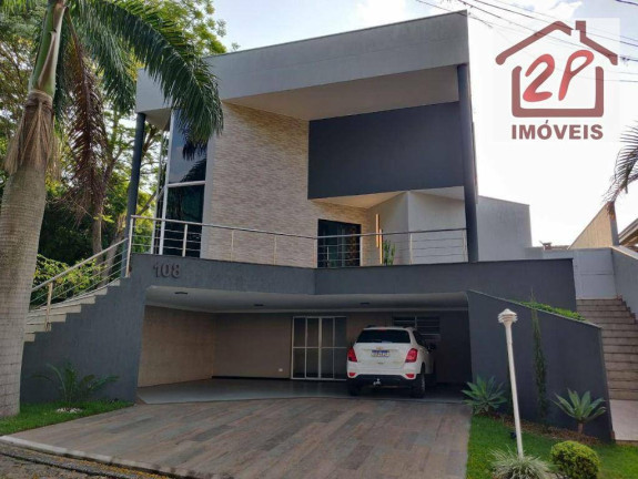Casa com 3 Quartos à Venda, 379 m² em Vila Zezé - Jacareí