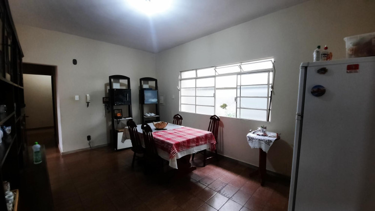Imagem Casa com 3 Quartos à Venda, 236 m² em Barreiro - Belo Horizonte Imagem Casa com 3 Quartos à Venda, 236 m² em Barreiro - Belo Horizonte