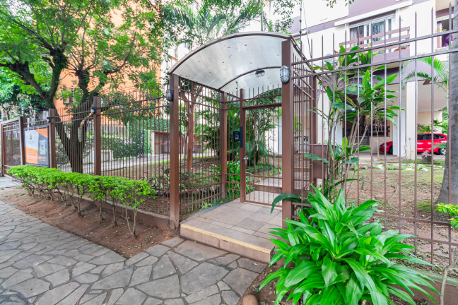 Imagem Imóvel com 2 Quartos à Venda, 81 m² em Petrópolis - Porto Alegre