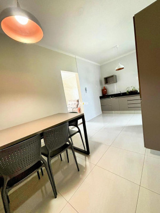 Imagem Apartamento com 2 Quartos à Venda, 80 m² Imagem Apartamento com 2 Quartos à Venda, 80 m²