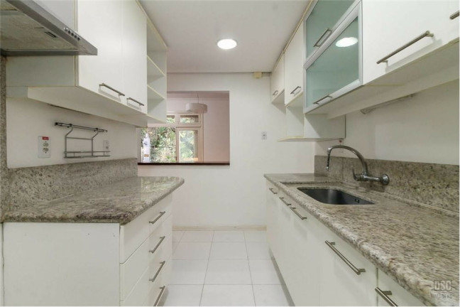 Imagem Imóvel com 2 Quartos à Venda, em Moinhos De Vento - Porto Alegre Imagem Imóvel com 2 Quartos à Venda, em Moinhos De Vento - Porto Alegre