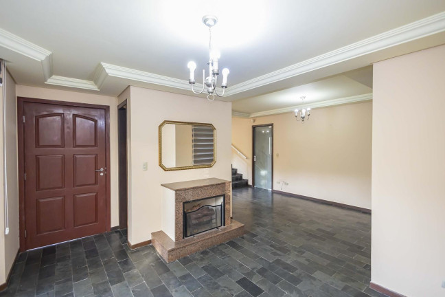 Imagem Casa com 3 Quartos à Venda, 350 m² em Santo Inácio - Curitiba