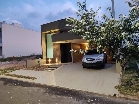 Imagem Casa com 3 Quartos à Venda, 250 m² em Lívia Iii - Botucatu Imagem Casa com 3 Quartos à Venda, 250 m² em Lívia Iii - Botucatu
