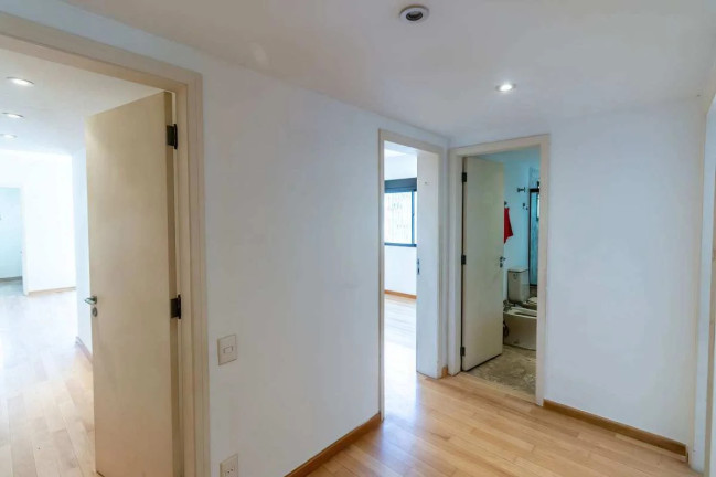 Imagem Apartamento com 3 Quartos para Alugar, 240 m² Imagem Apartamento com 3 Quartos para Alugar, 240 m²