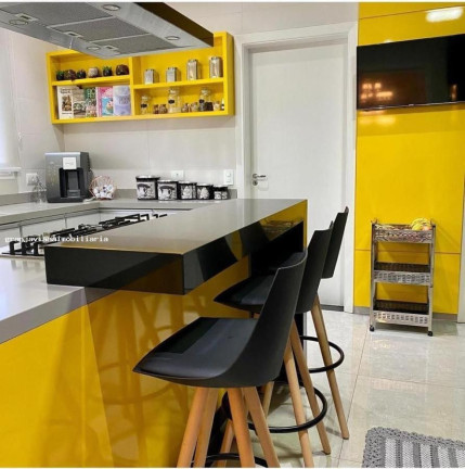 Imagem Casa à Venda, em São Paulo 2 - Cotia Imagem Casa à Venda, em São Paulo 2 - Cotia