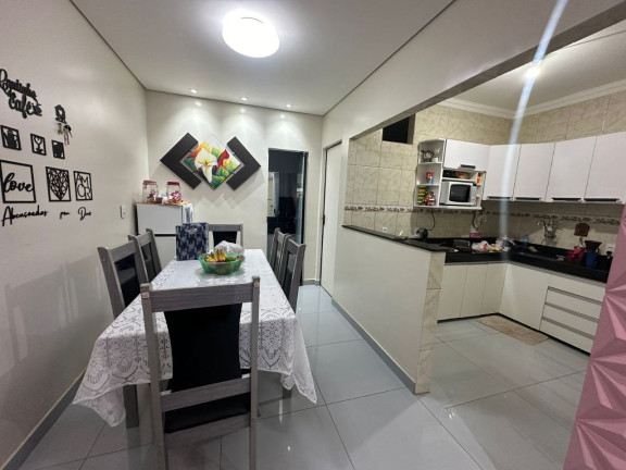 Imagem Casa com 4 Quartos à Venda, em Chácara Cotia - Contagem Imagem Casa com 4 Quartos à Venda, em Chácara Cotia - Contagem
