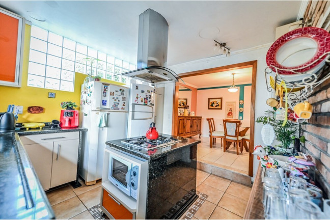 Imagem Casa com 4 Quartos à Venda, 200 m² em Santa Tereza - Porto Alegre Imagem Casa com 4 Quartos à Venda, 200 m² em Santa Tereza - Porto Alegre