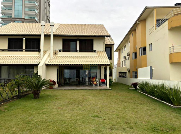 Imagem Casa com 5 Quartos para Alugar ou Temporada, 188 m² em Balneário Perequê - Porto Belo Imagem Casa com 5 Quartos para Alugar ou Temporada, 188 m² em Balneário Perequê - Porto Belo