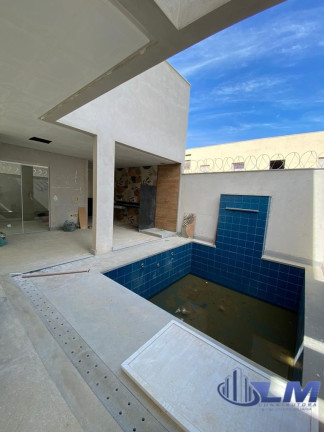 Imagem Casa com 3 Quartos à Venda, 180 m² em Itapebussu - Guarapari