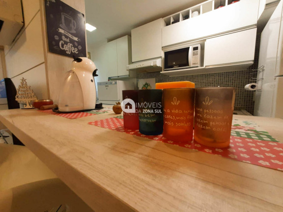 Imagem Apartamento com 2 Quartos à Venda, 47 m²