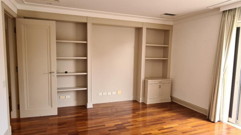 Imagem Casa com 4 Quartos à Venda, 750 m² em Jardim Europa - São Paulo