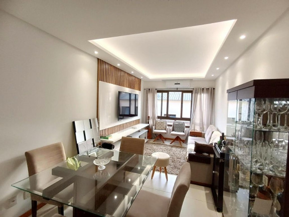 Apartamento com 2 Quartos à Venda,  em Jardim Botânico - Porto Alegre