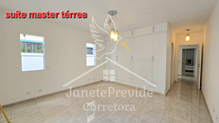 Imagem Casa de Condomínio com 3 Quartos à Venda, 330 m² em Alphaville - Santana De Parnaíba Imagem Casa de Condomínio com 3 Quartos à Venda, 330 m² em Alphaville - Santana De Parnaíba