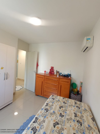 Imagem Imóvel com 3 Quartos à Venda, 71 m² em Buraquinho - Lauro De Freitas