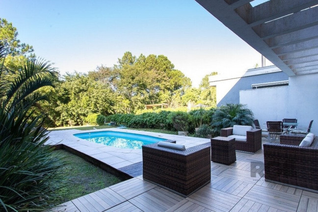 Imagem Imóvel com 4 Quartos à Venda, 219 m² em Belém Novo - Porto Alegre